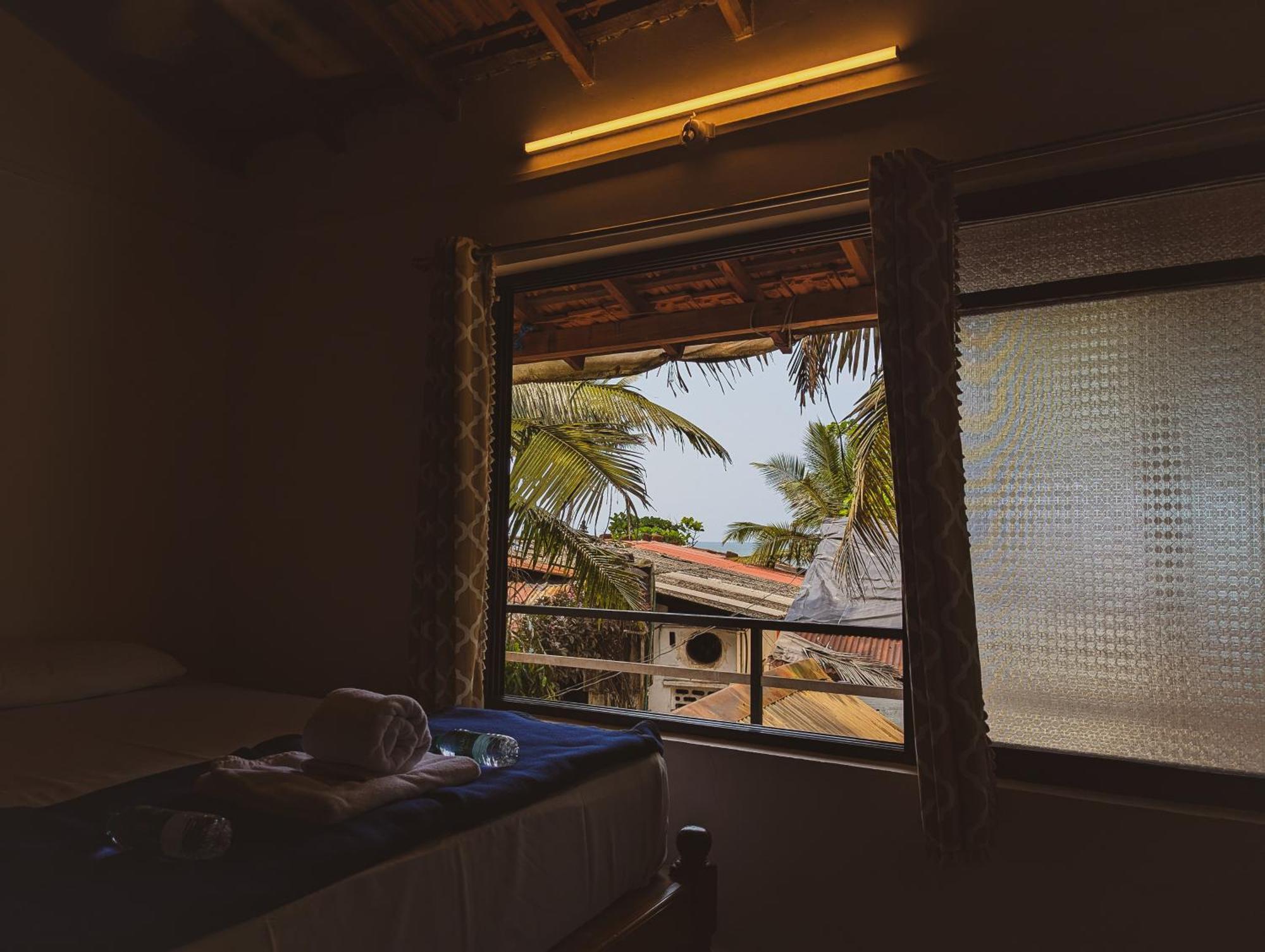 Sunset Cafe Beach Stay Гокарна Экстерьер фото