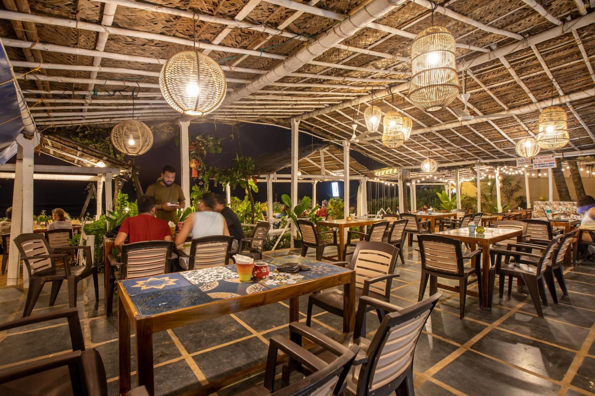 Sunset Cafe Beach Stay Гокарна Экстерьер фото